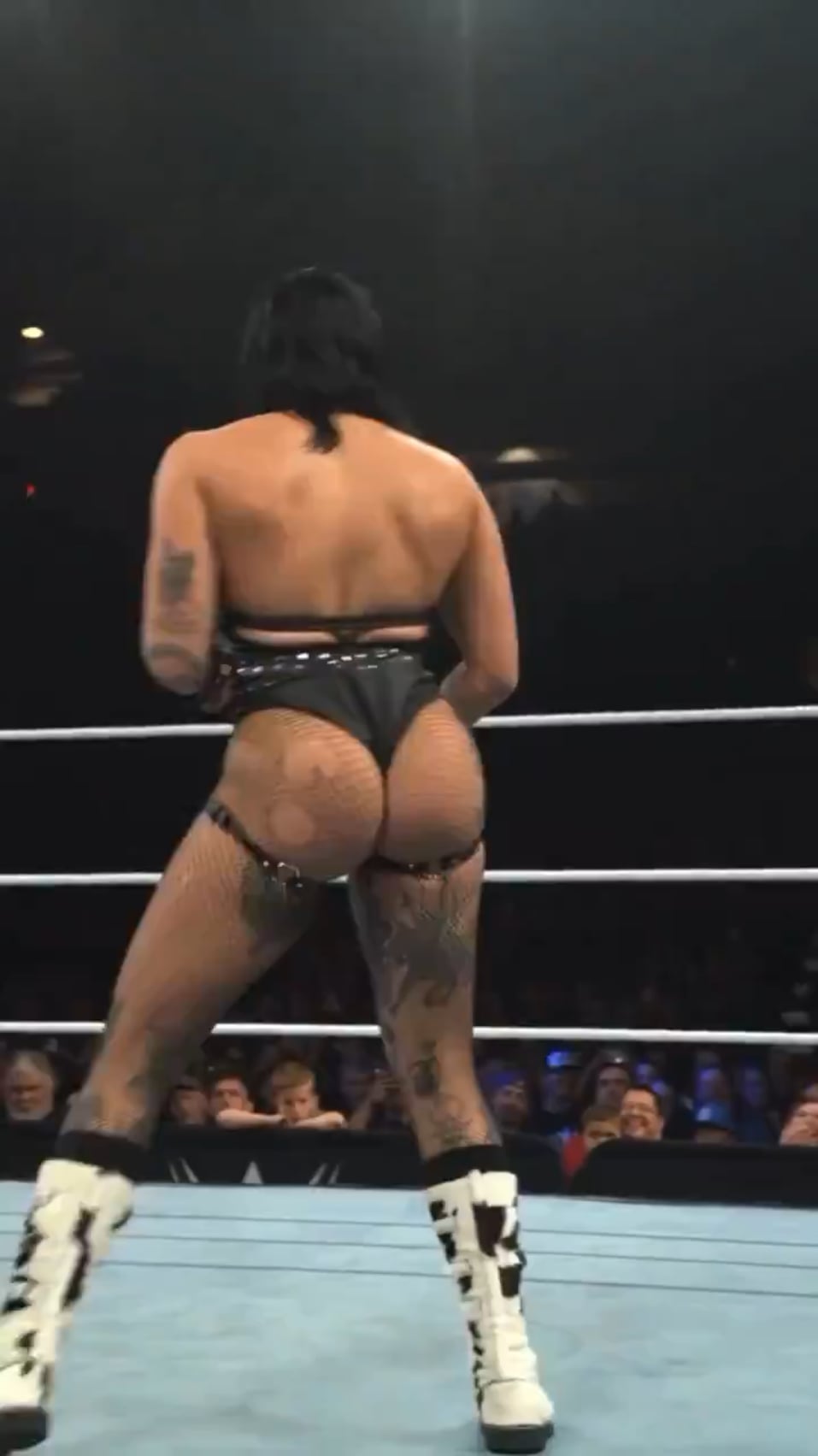 Becky Lynch Thong Controversy: Whats the Truth?