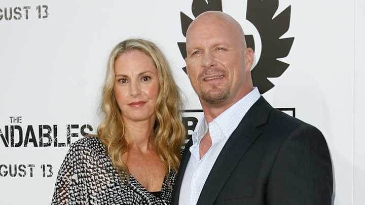 Is stone cold steve austin spouse currently in a relationship? Find out here.