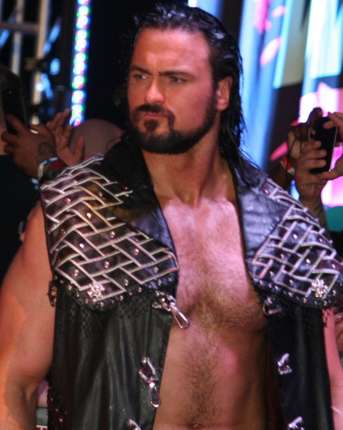 How Tall Is Drew McIntyre? The Scottish Warriors Height Revealed!