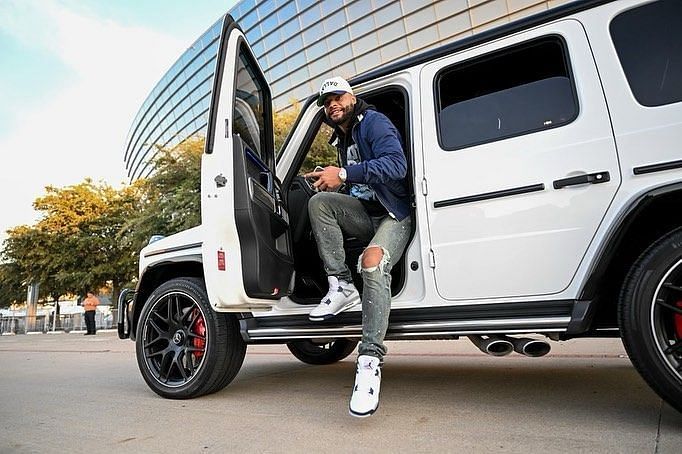 Dak Prescotts Car: See Photos and Get the Full Details!